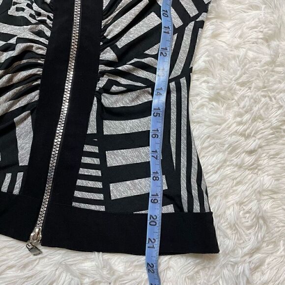 Joseph Ribkoff Long Sleeve Zip Up Shirt Abstract Size 2 Stretch Top Blouse - Picture 4 of 8